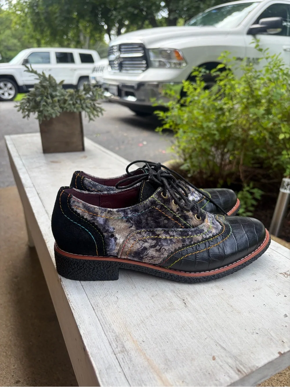 L’Artiste - Spring Step Leather Oxford Shoes Floral Rainbow Stitch – Sz. 37